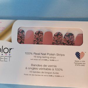 Color Street nails polish strips - Wing It On